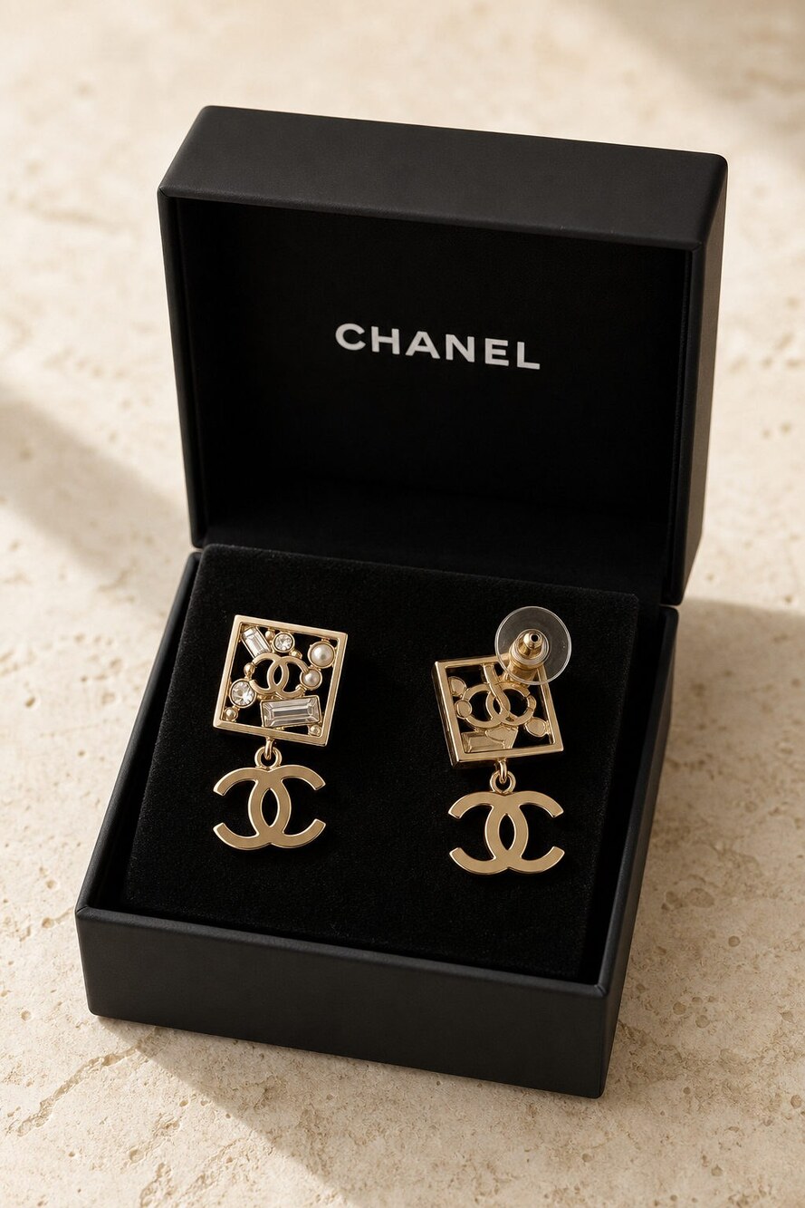 CHANEL Classic Parisian Earrings Style 18 | New with Box - Picture 5 of 9